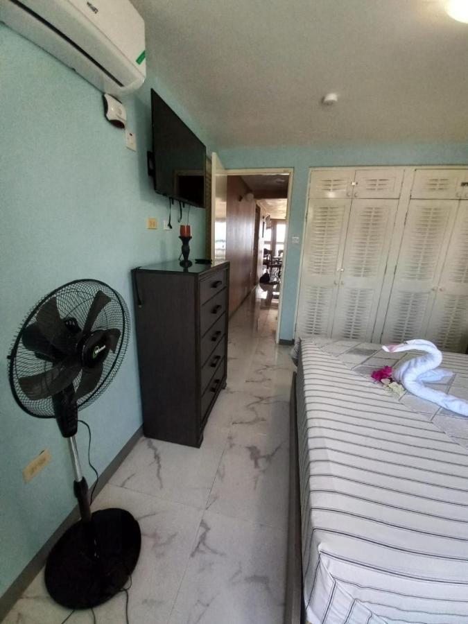 Apartmán Sea Castles La Vue Montego Bay Exteriér fotografie